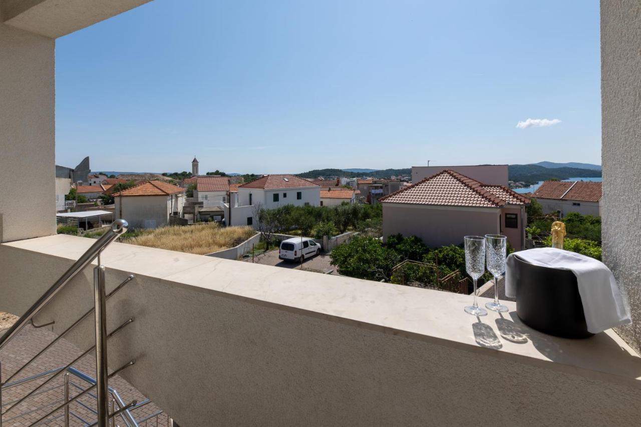 Apartments Vranjic Trogir Exterior foto